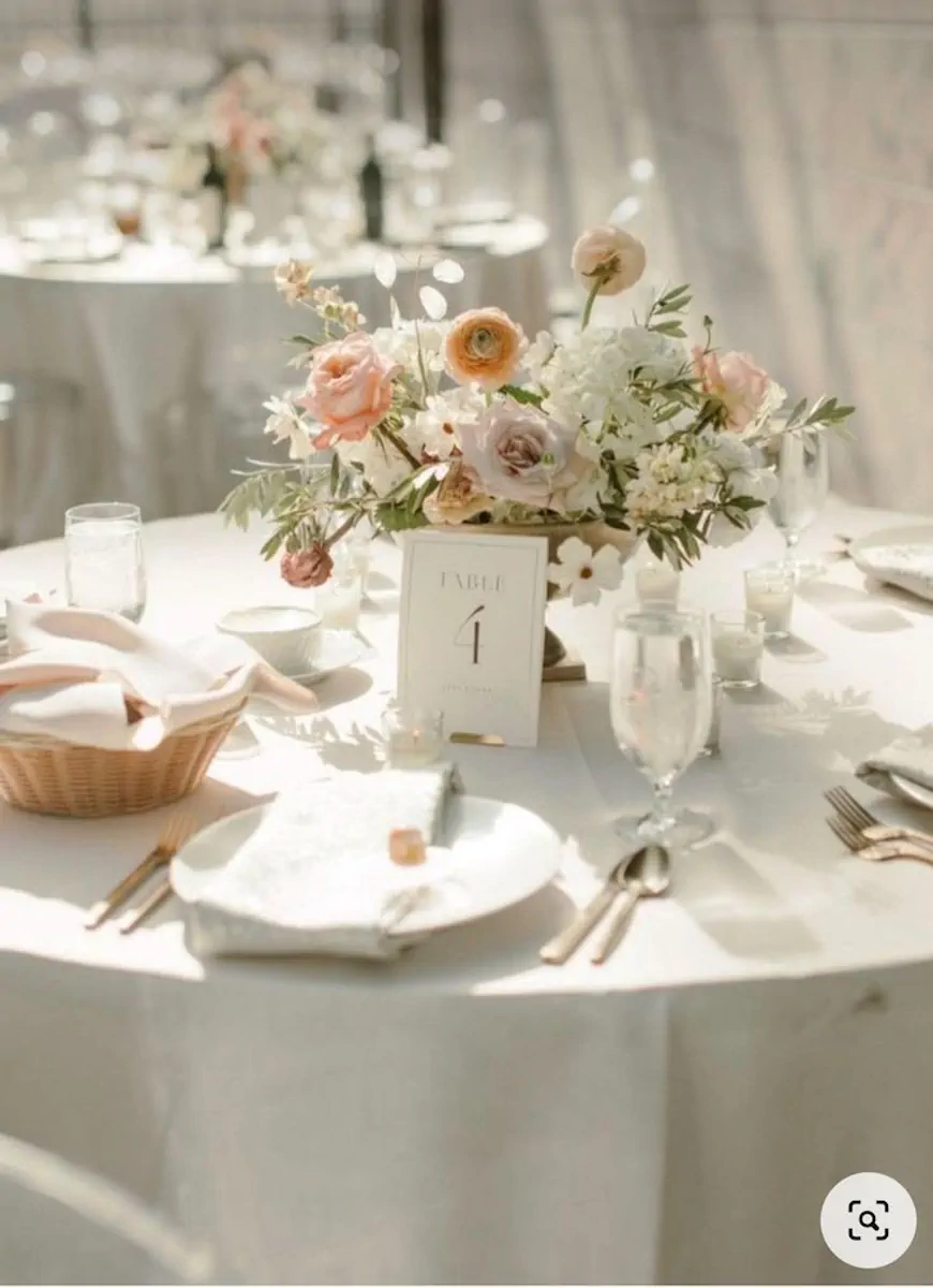 Dining Area Decor — Alangkaar