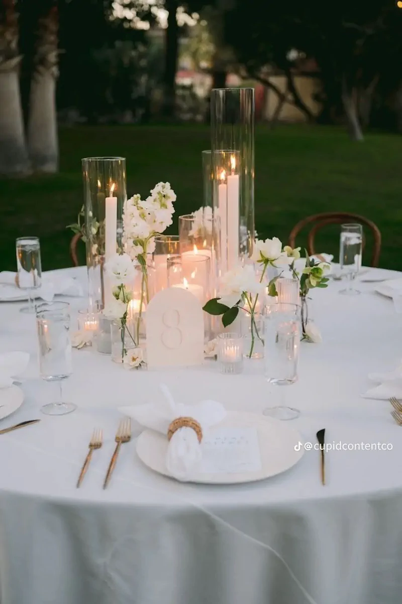 Dining Area Decor — Alangkaar