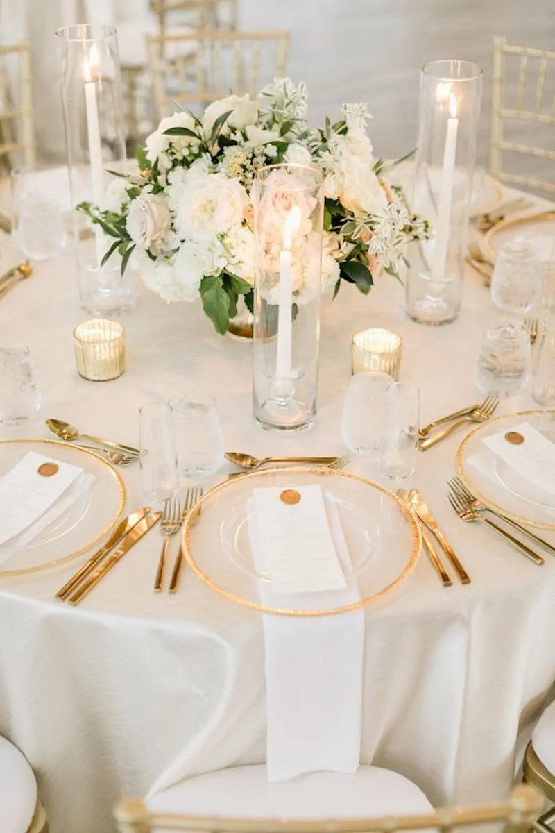 Dining Area Decor — Alangkaar