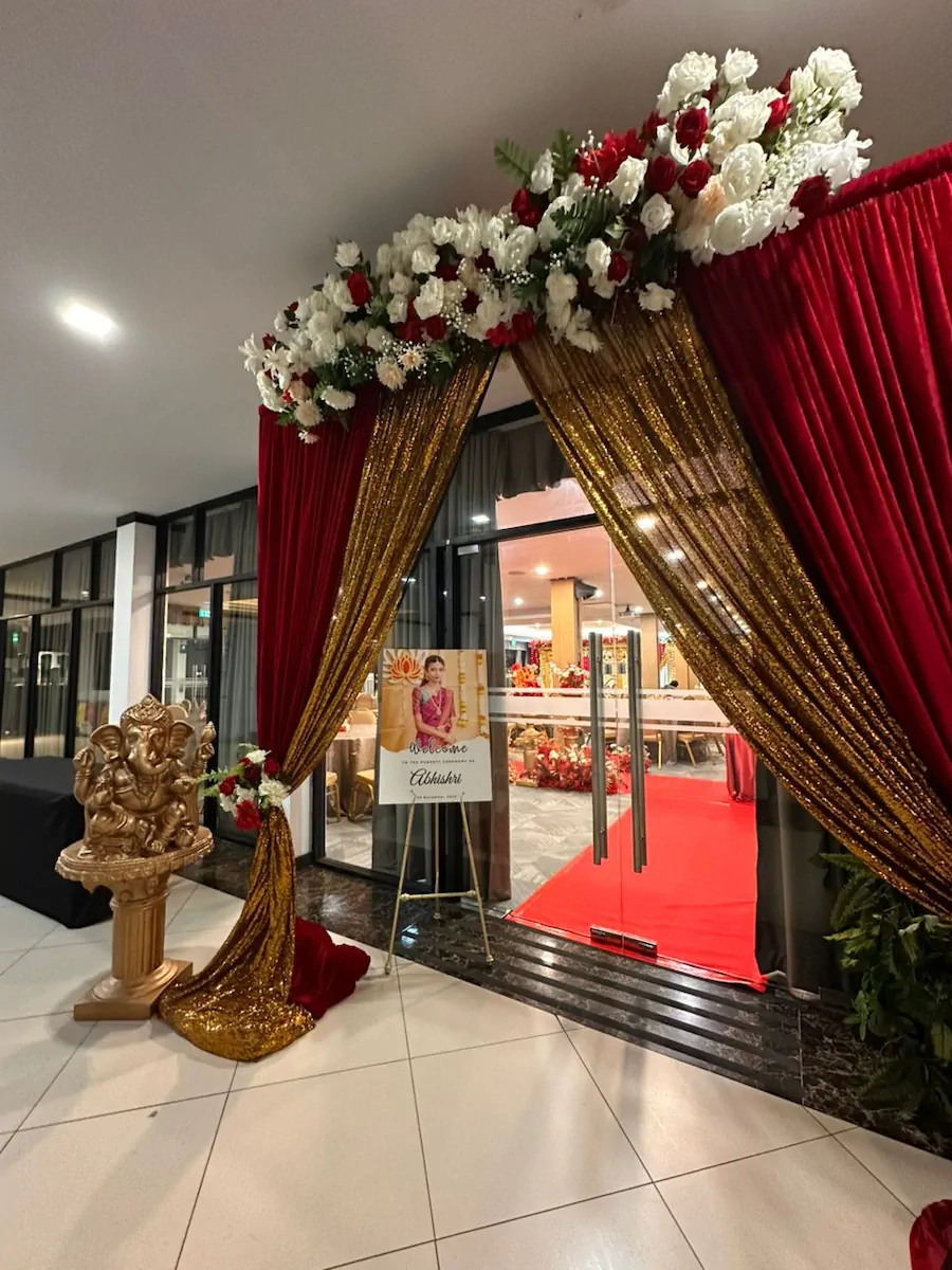 Entrance Decor — Alangkaar