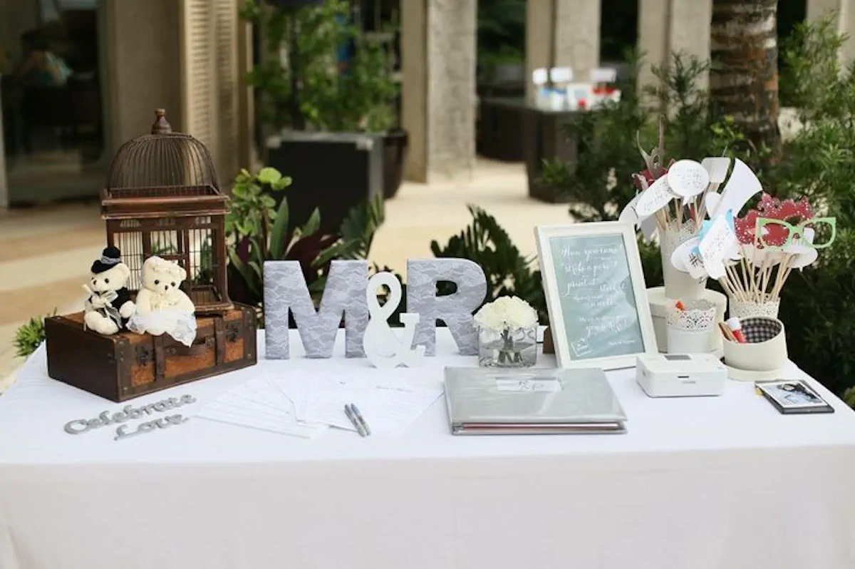 Entrance Table Decor — Alangkaar