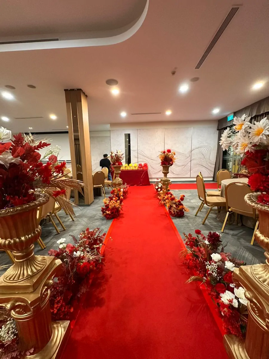 Walkway Decor — Alangkaar