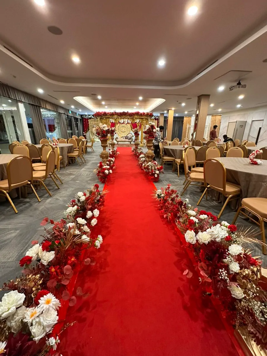 Walkway Decor — Alangkaar