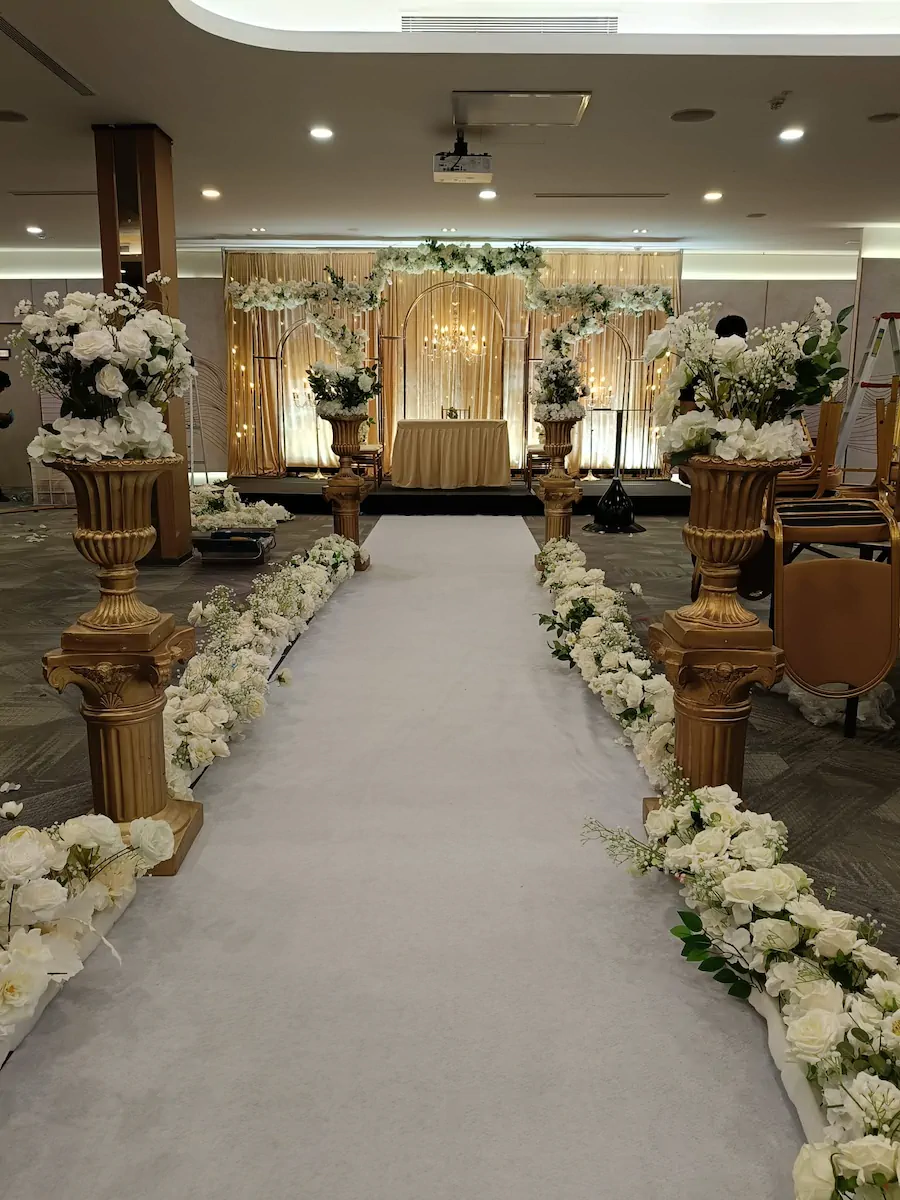 Walkway Decor — Alangkaar