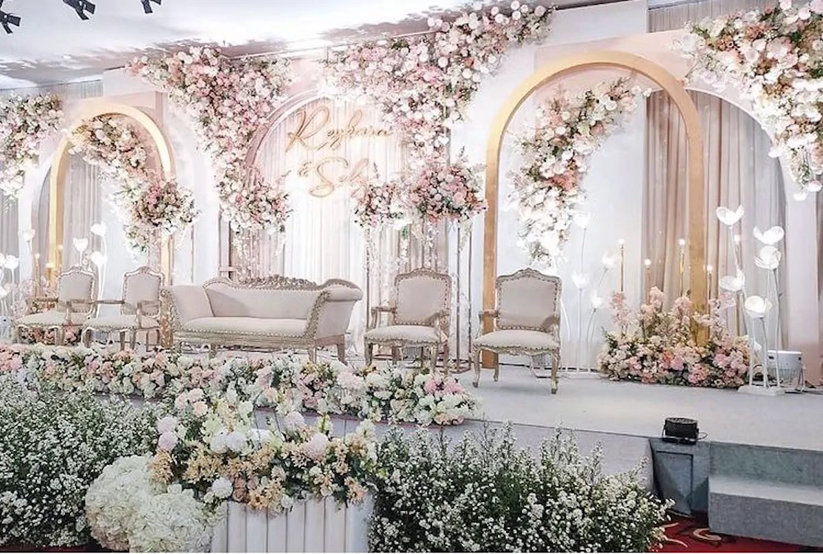 Western Decor — Alangkaar