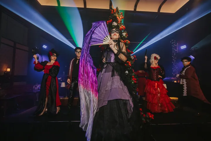 New Year's Eve 2024 · Masquerade: The full cast on the masquerade stage