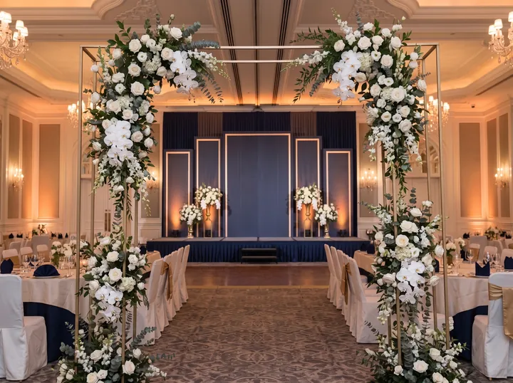 Illustrative styling: Classic Stage décor