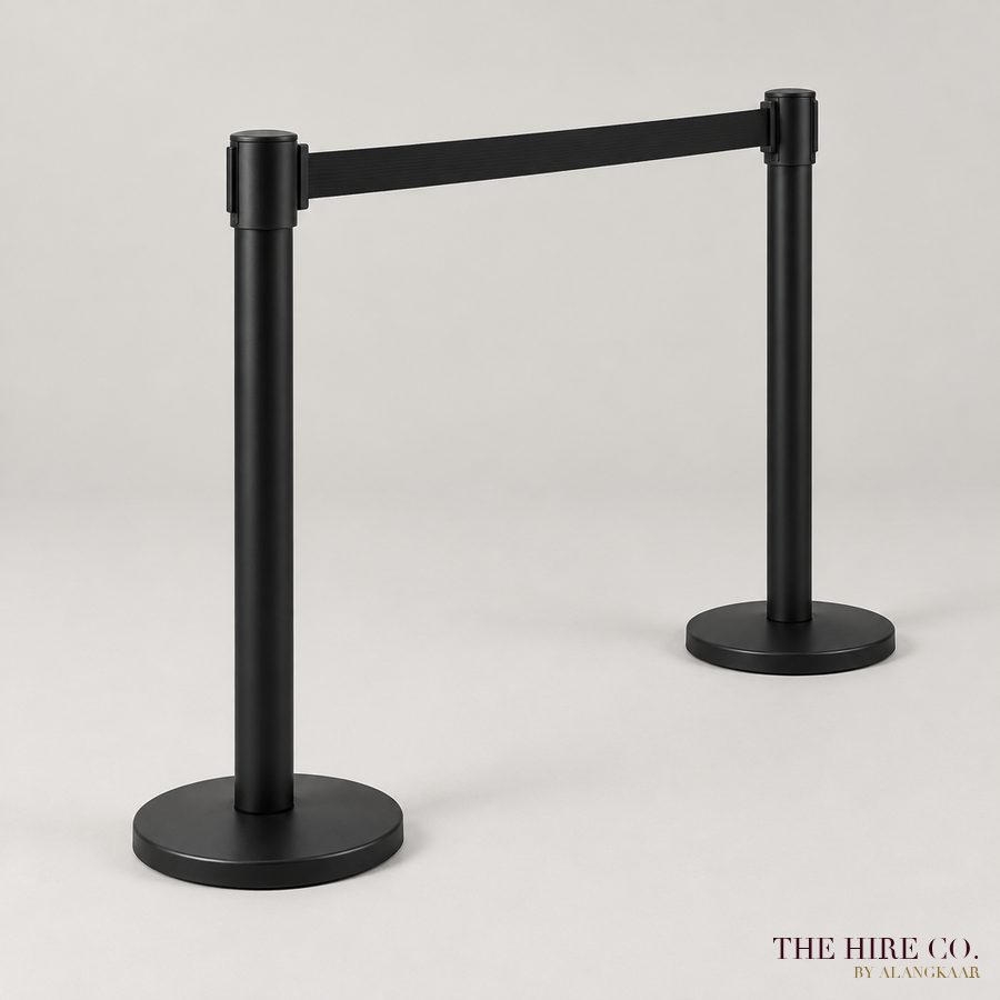 Queue Pole, black retractable belt